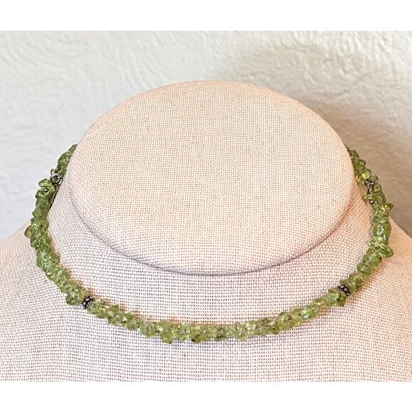 India 925 Sterling Silver Peridot Chip Bead Adjustable Collar Necklace - Picture 1 of 7